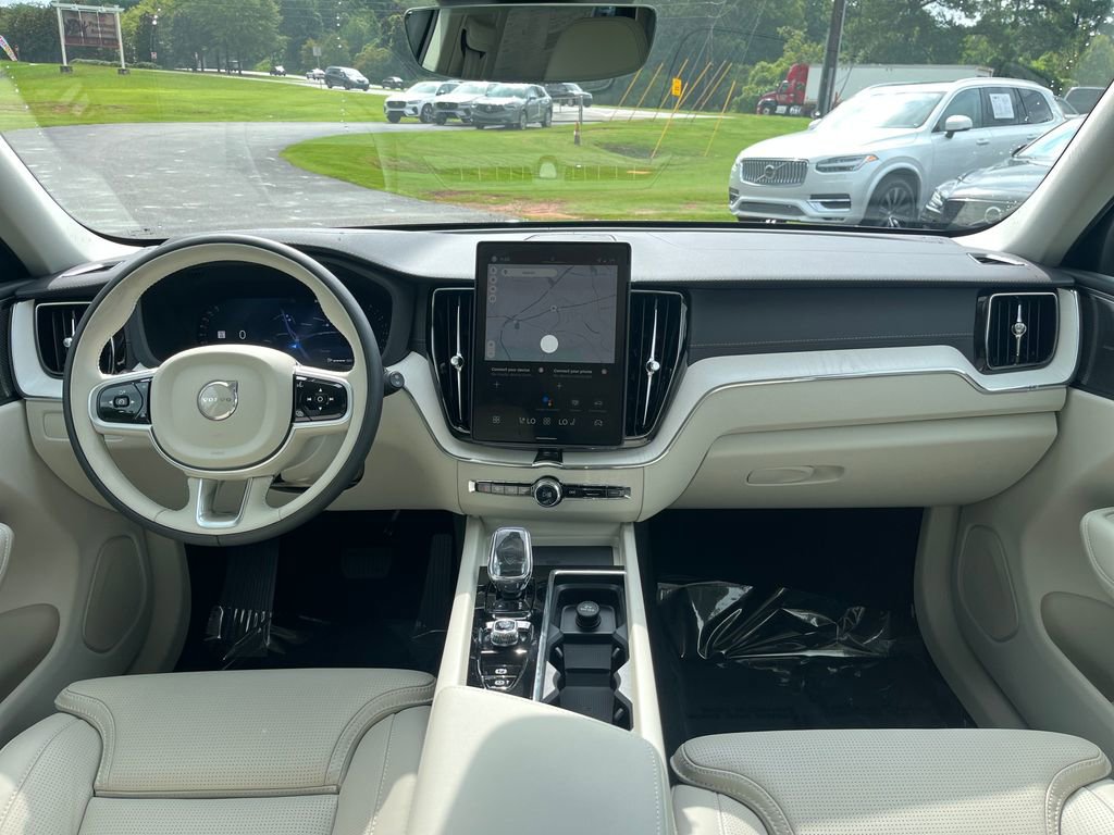 New 2026 Volvo XC60 B5 Ultra w/ Protection Package Premier image 14