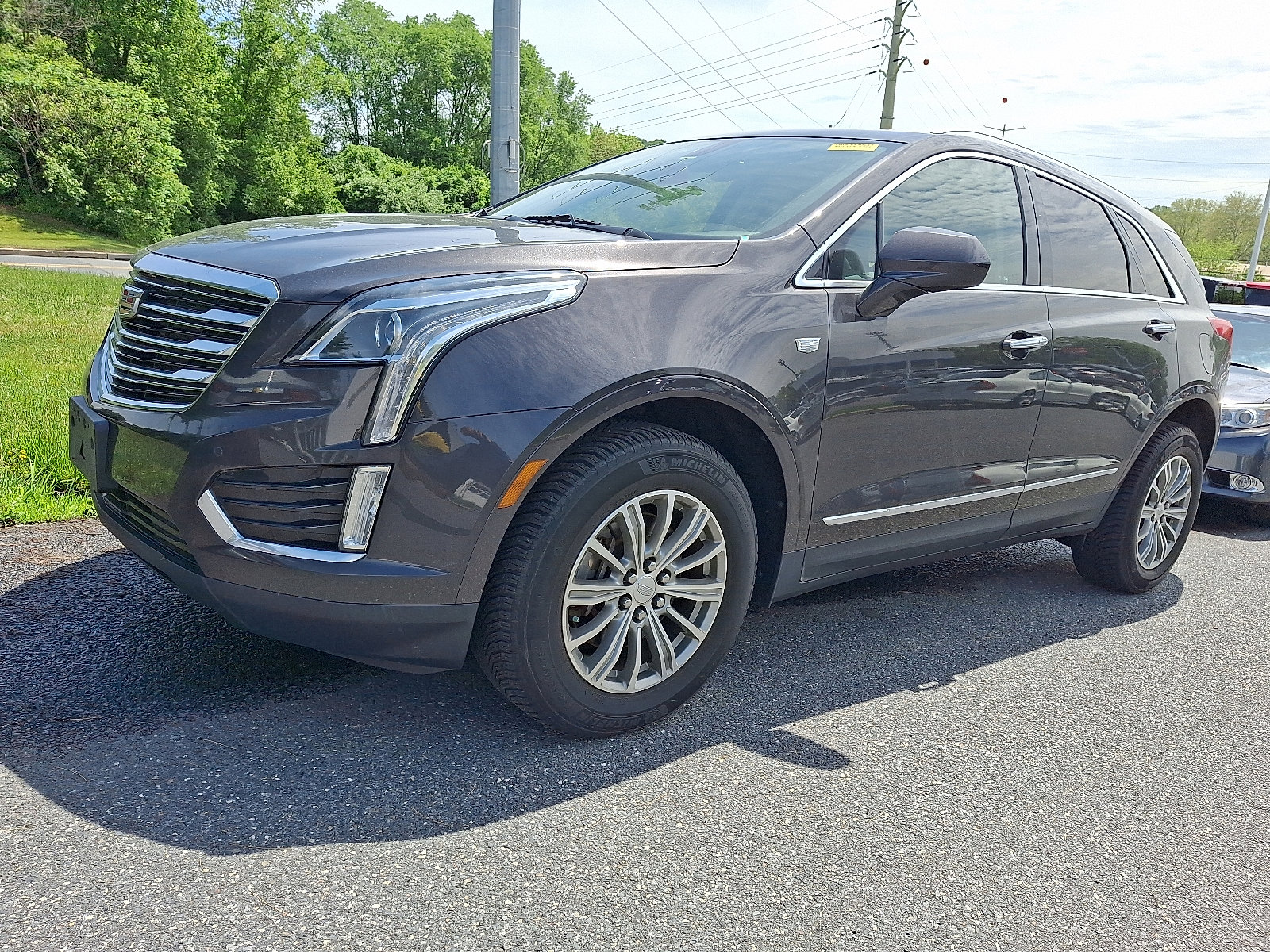 Used 2018 Cadillac XT5 Luxury AWD/4WD image 3