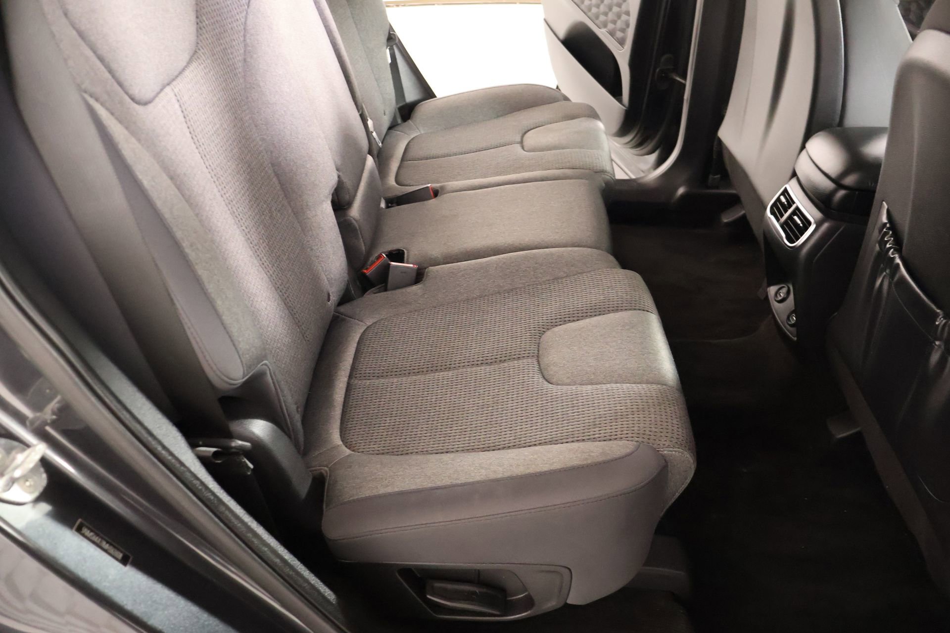 Used 2021 Hyundai Santa Fe SEL w/ Convenience Package image 14