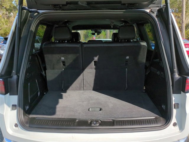 Used 2024 Jeep Wagoneer Series II image 12