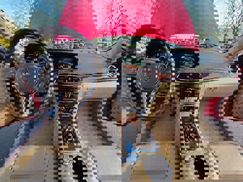 Used 2013 Mercedes-Benz C 300 4MATIC Sedan image 17