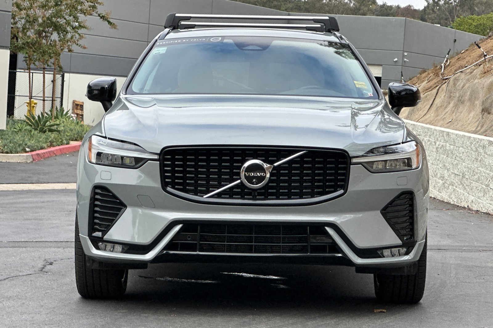 Certified 2024 Volvo XC60 B5 Plus w/ Protection Package Premier AWD/4WD image 10