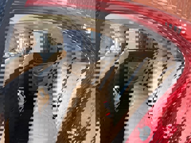 Used 2016 Mercedes-Benz C 300 Sedan image 5