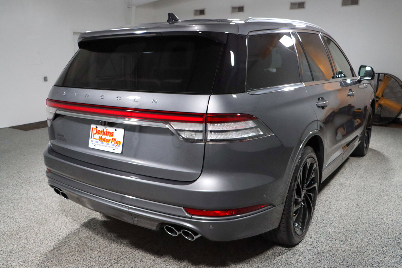 Used 2021 Lincoln Aviator Reserve w/ Equipment Group 208A AWD/4WD image 7