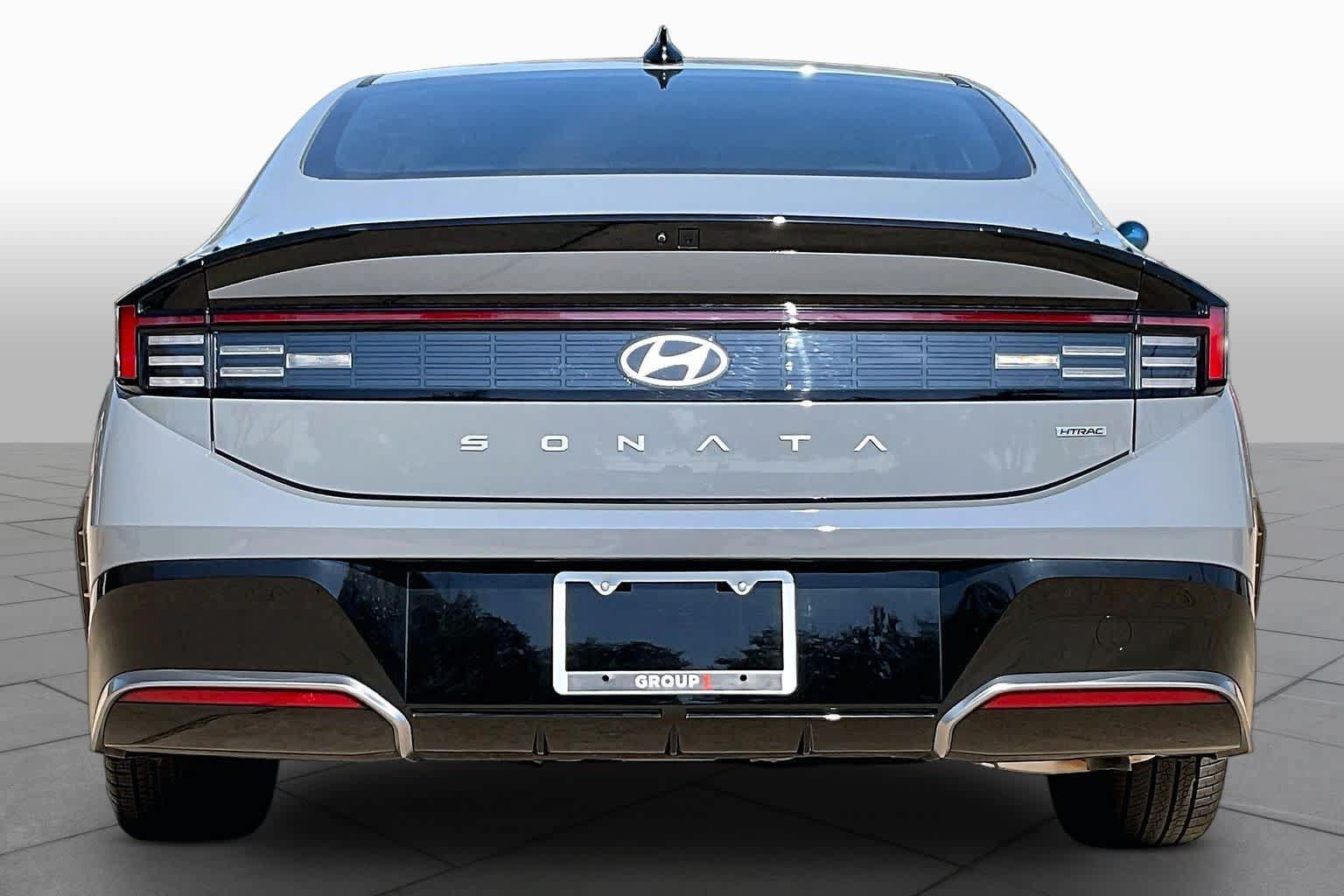 Certified 2026 Hyundai Sonata SEL AWD/4WD image 5