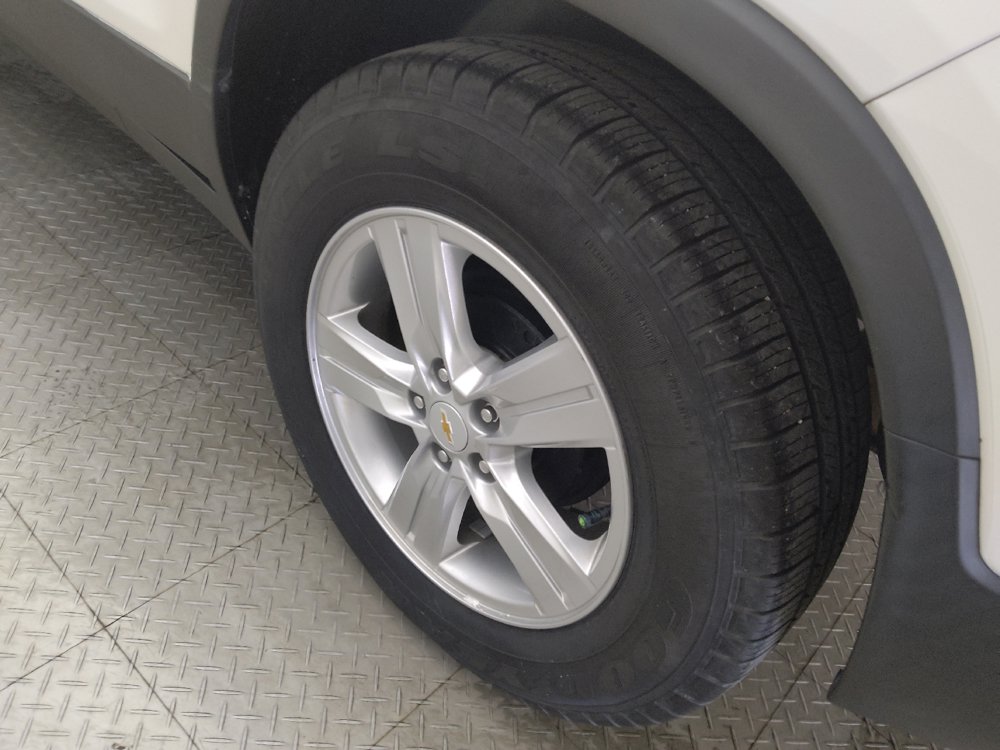 Used 2021 Chevrolet Trax LT FWD image 31