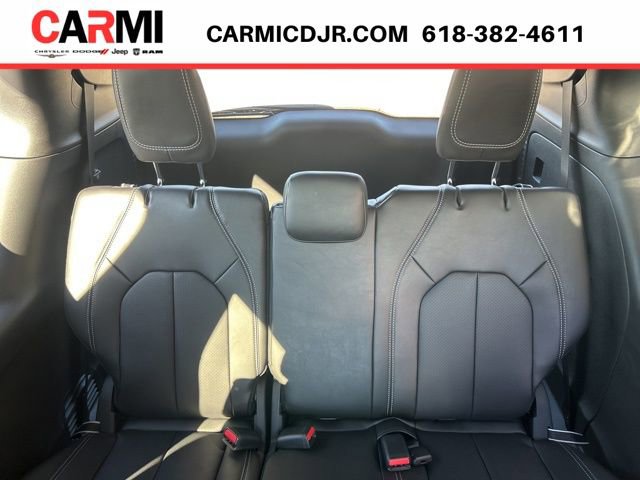 New 2026 Chrysler Pacifica Select image 23