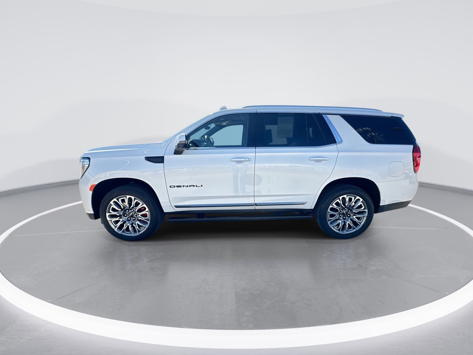 Used 2024 GMC Yukon Denali Ultimate image 5