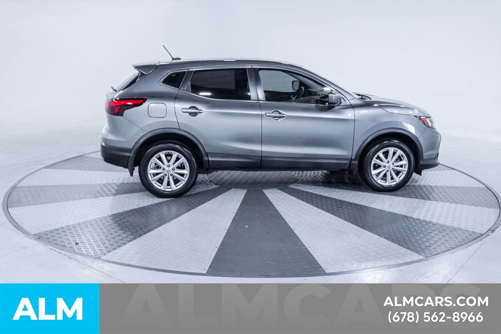 Used 2018 Nissan Rogue Sport S w/ S Appearance Package FWD image 11