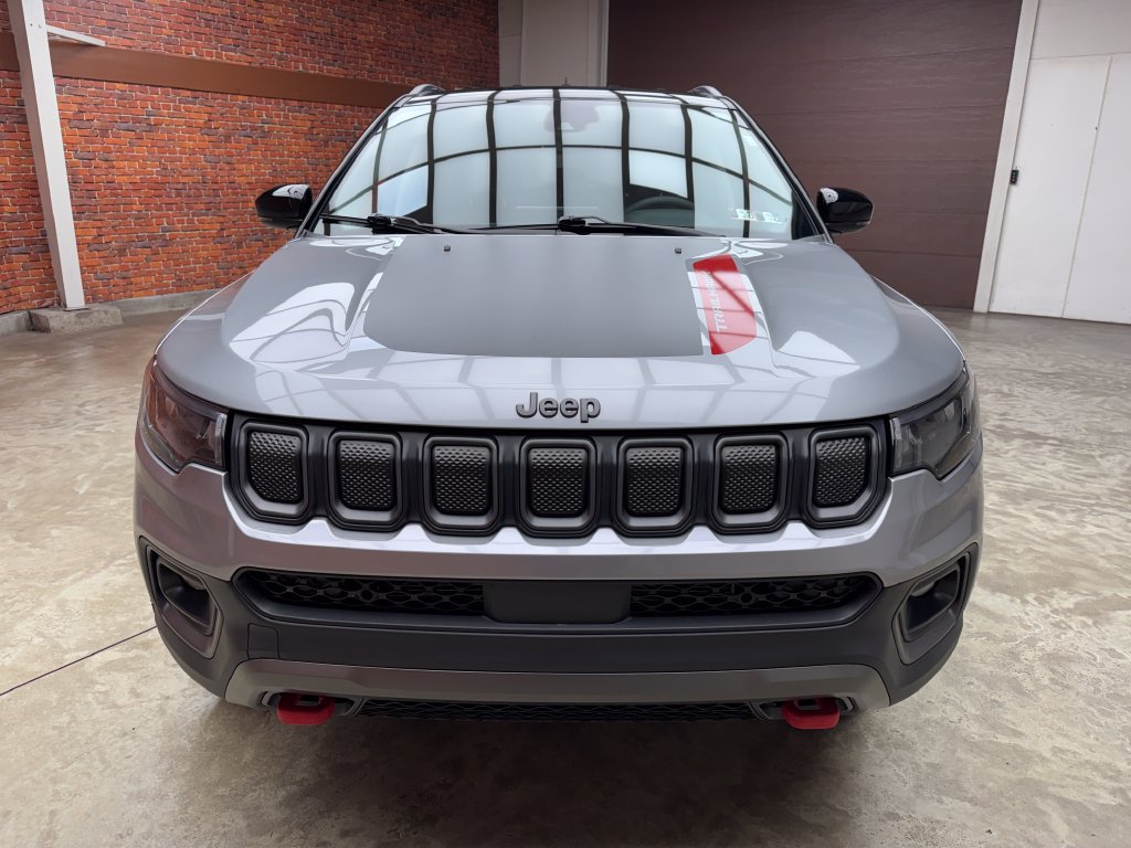 Used 2022 Jeep Compass Trailhawk AWD/4WD image 7