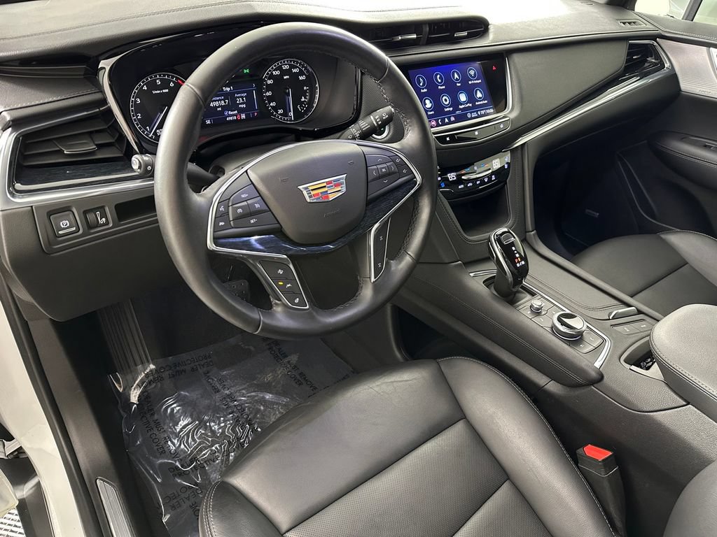 Used 2020 Cadillac XT5 Premium Luxury AWD/4WD image 16