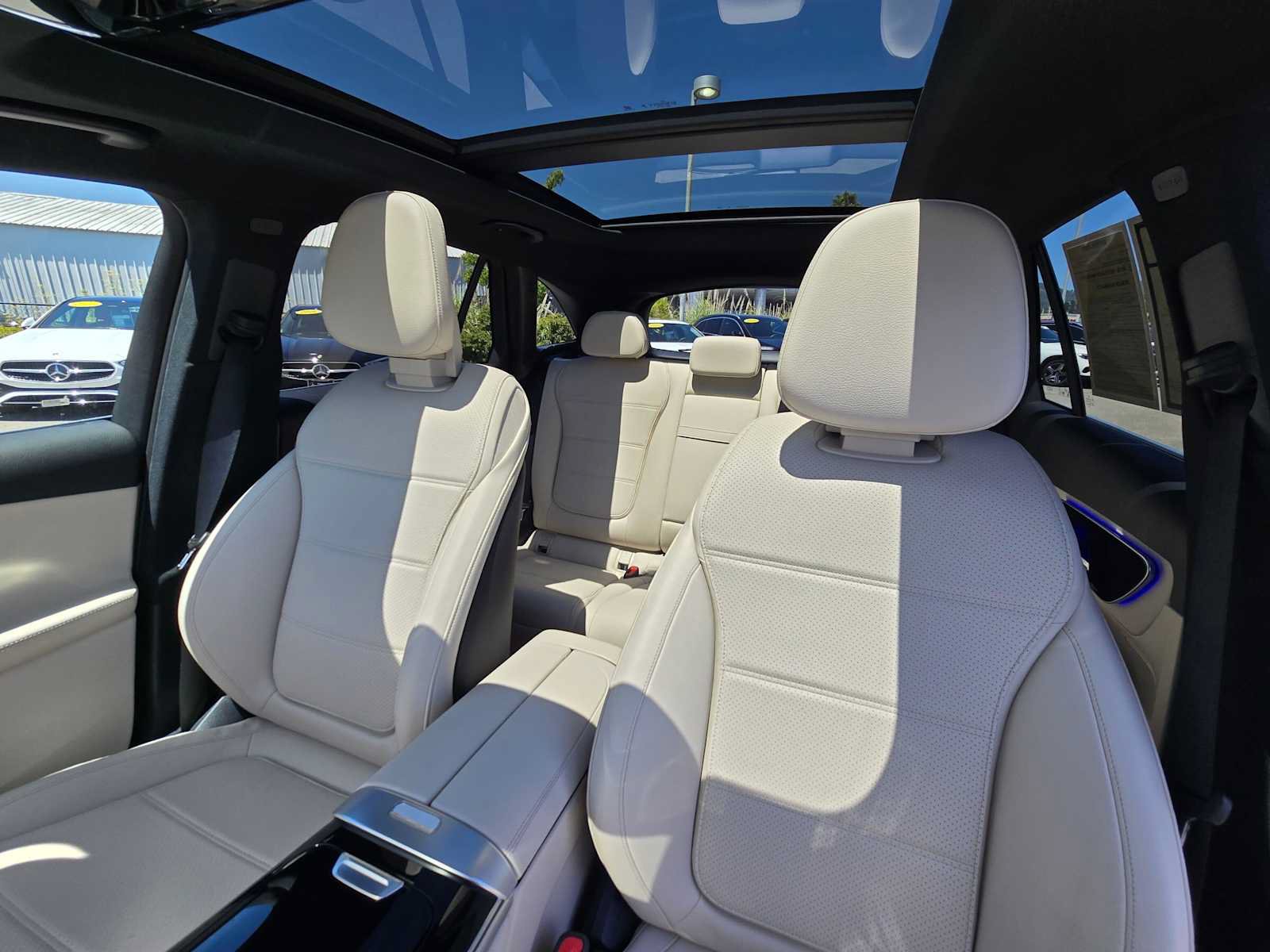 Used 2026 Mercedes-Benz GLC 300 image 22