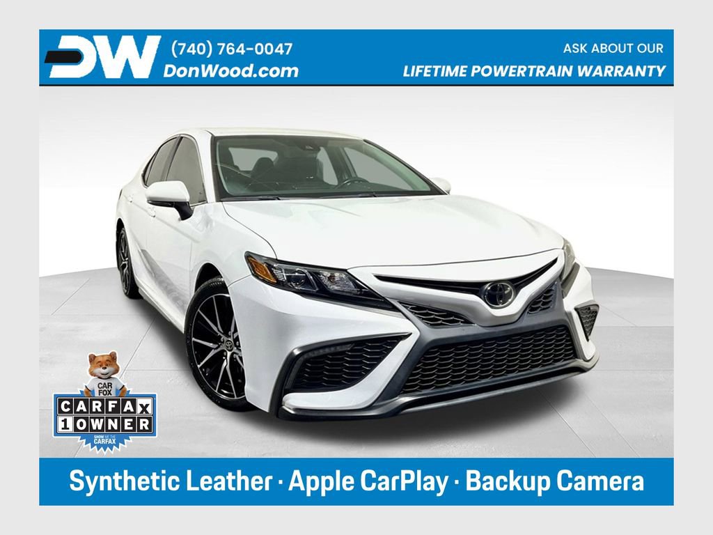 Used 2023 Toyota Camry SE FWD image 1