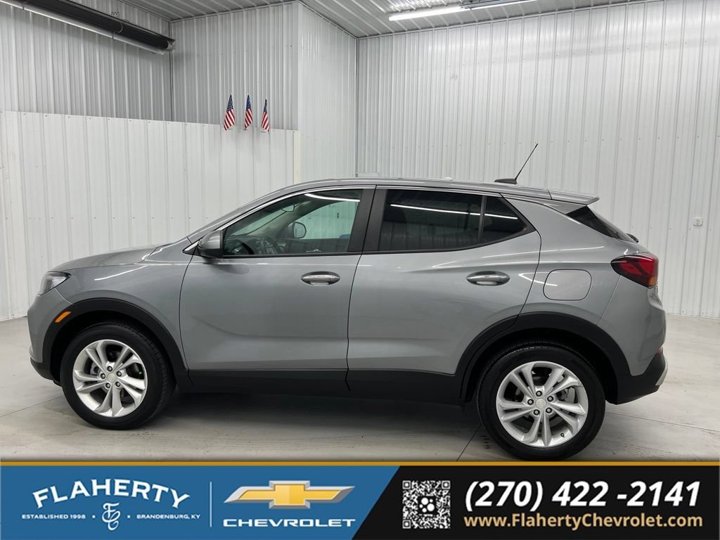Used 2023 Buick Encore GX Preferred w/ Cold Weather Comfort Package AWD/4WD image 6