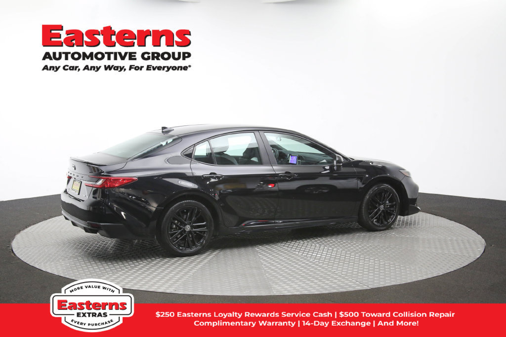 Used 2025 Toyota Camry SE FWD image 41