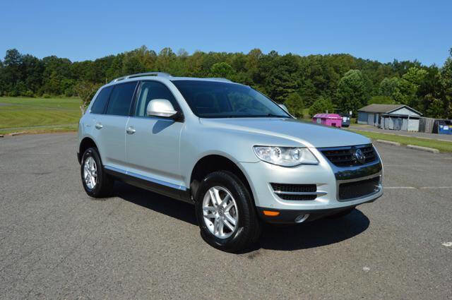 Used 2009 Volkswagen Touareg VR6 image 3