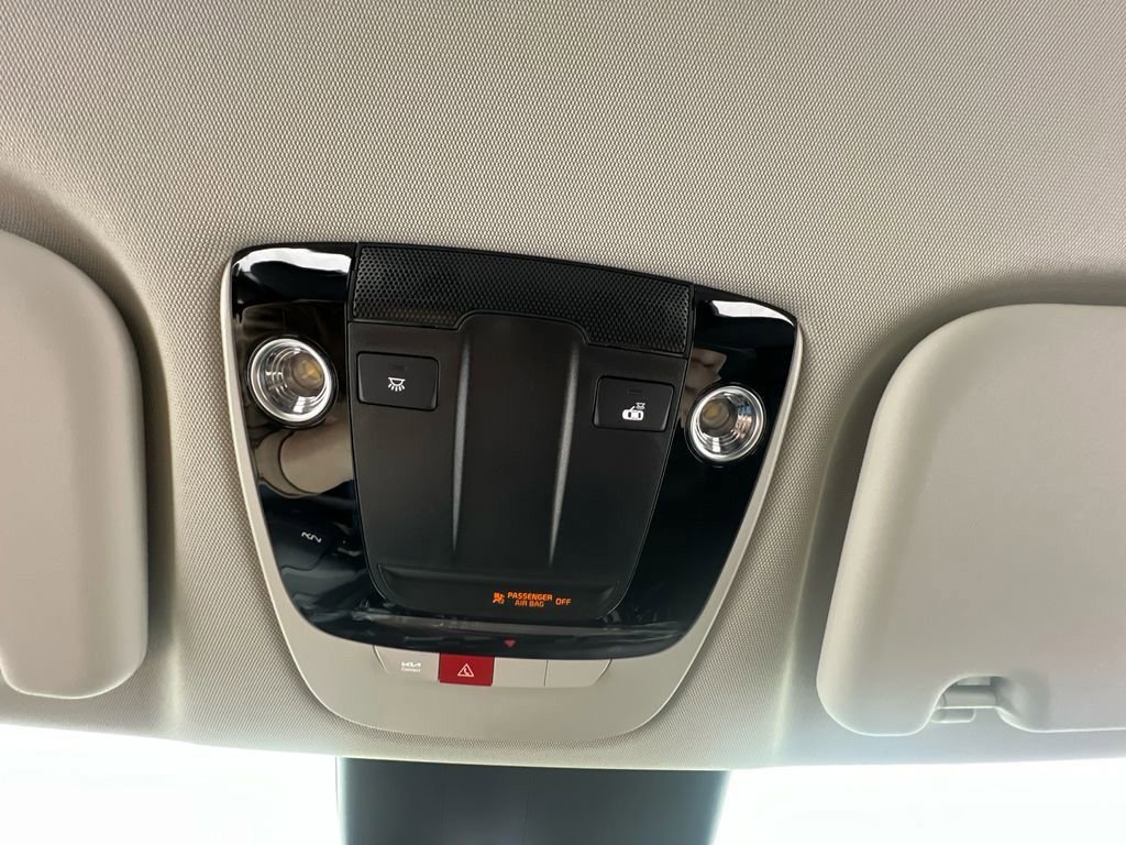 New 2025 Kia EV6 Wind image 24
