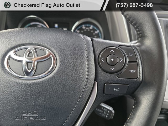 Used 2017 Toyota RAV4 Limited image 29