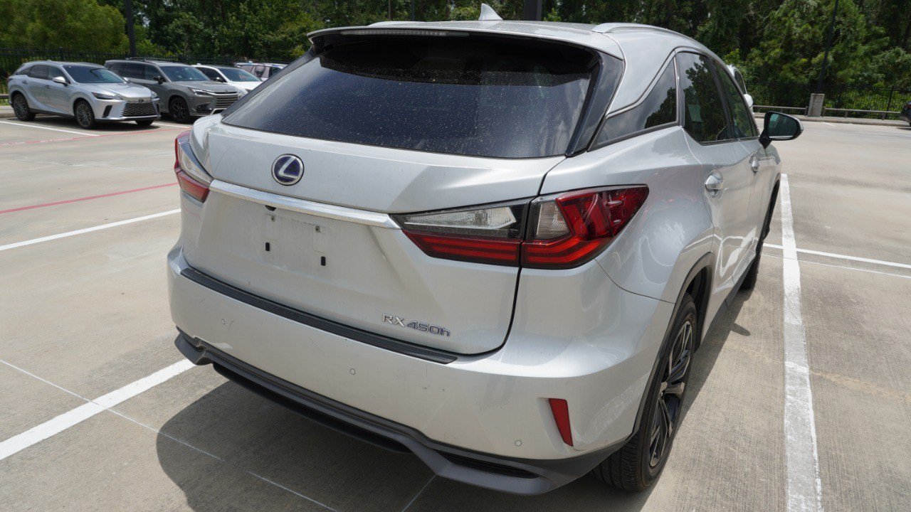 Used 2016 Lexus RX 450h AWD w/ Cold Weather Package image 5