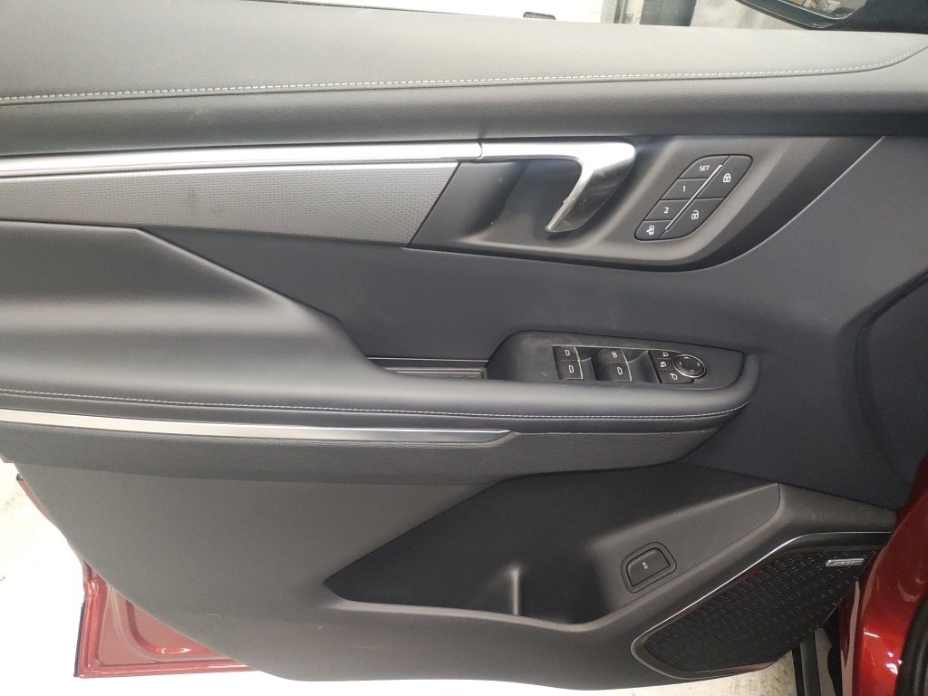 New 2026 Buick Enclave Sport Touring w/ Power Package image 27