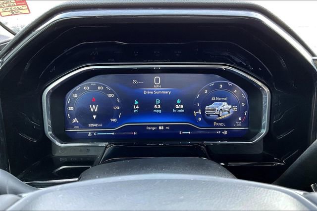 Used 2024 Chevrolet Silverado 1500 LT AWD/4WD image 14