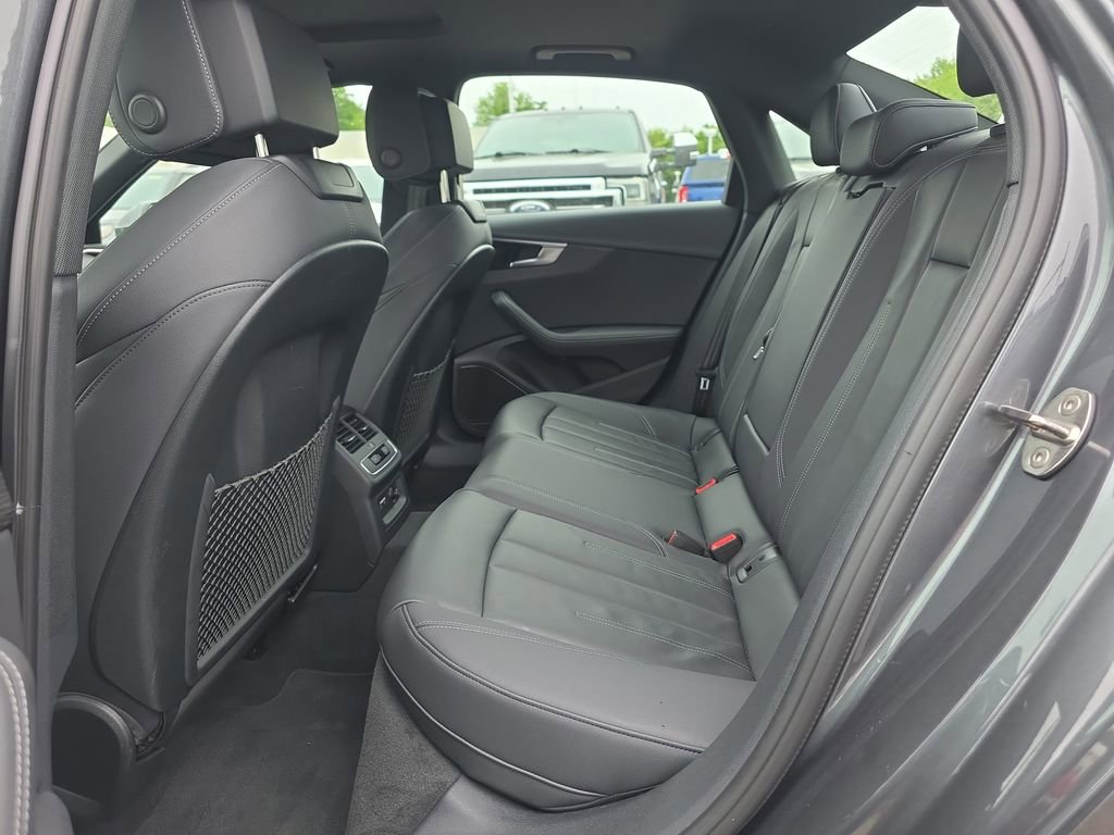 Used 2023 Audi A4 2.0T Premium Plus w/ Premium Plus Package AWD/4WD image 17