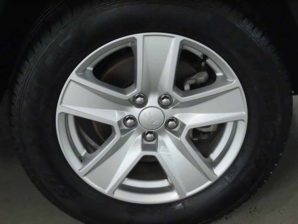 Used 2022 Jeep Compass Latitude AWD/4WD image 10