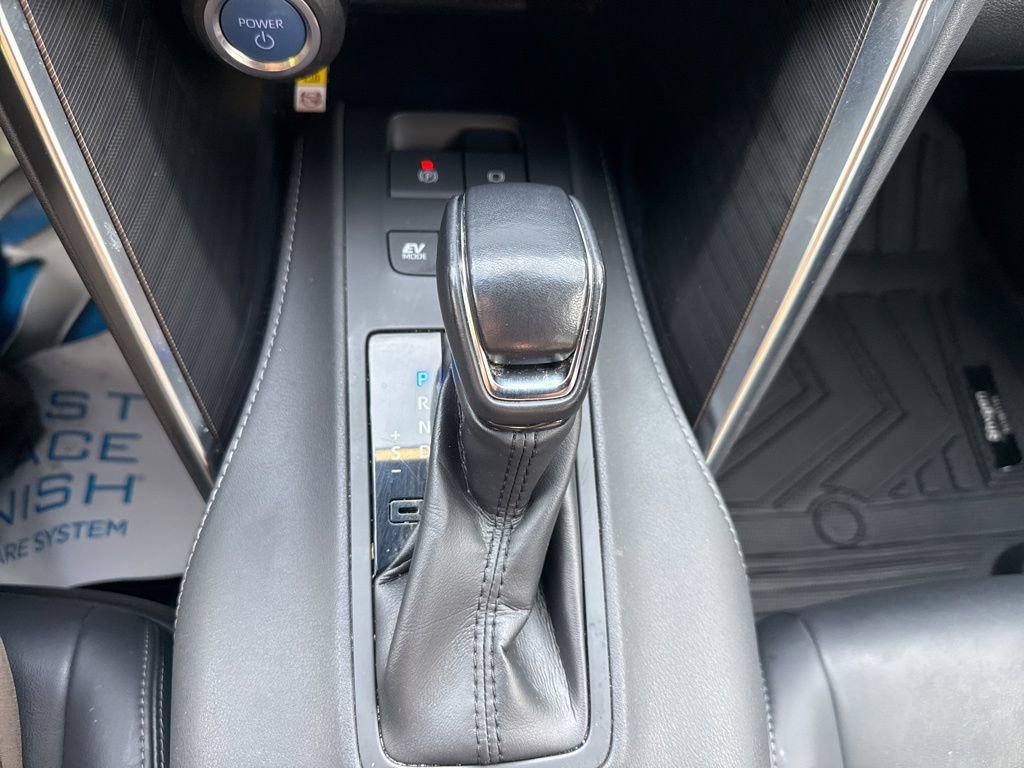 Used 2022 Toyota Venza XLE AWD/4WD image 25