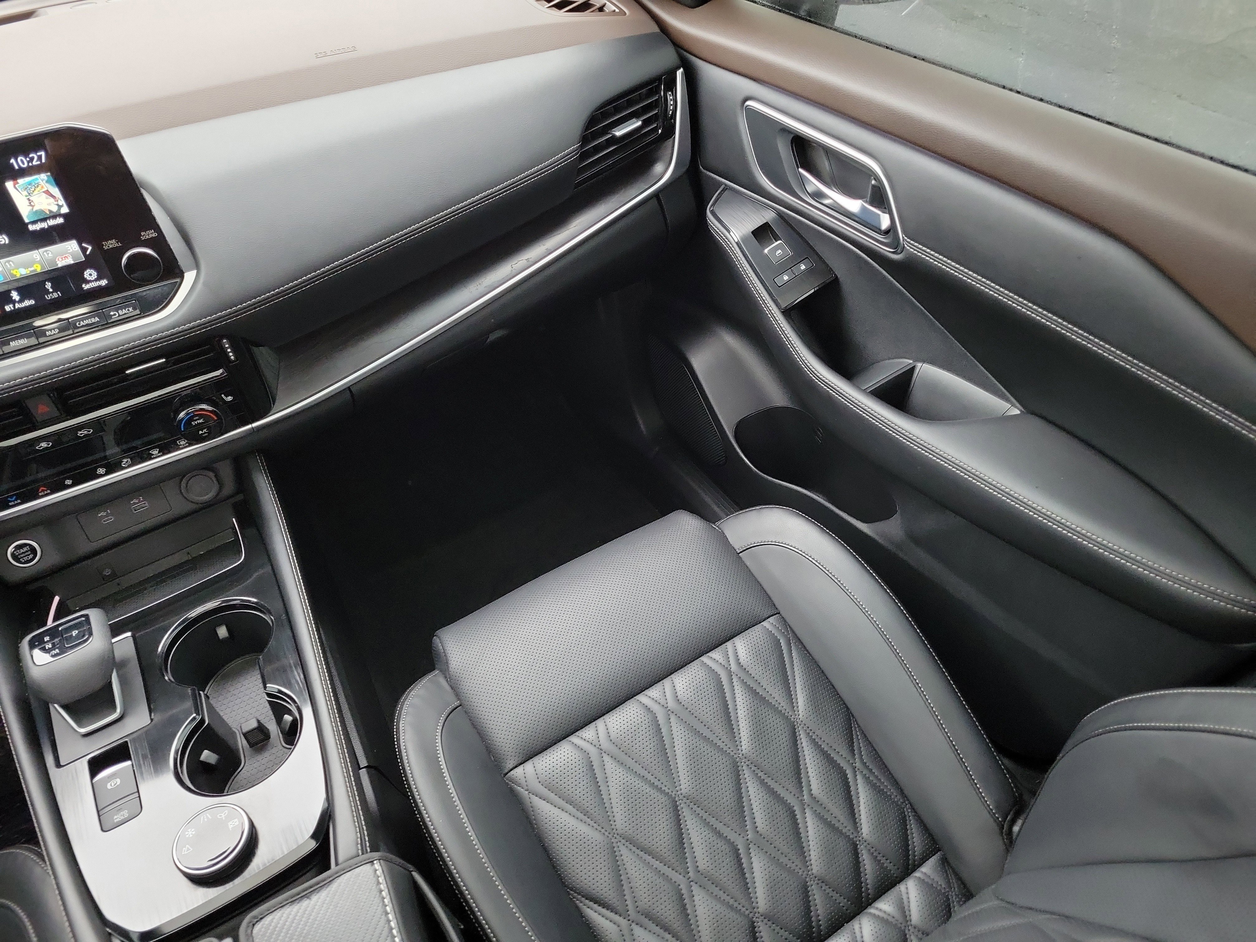 Used 2023 Nissan Rogue Platinum w/ Platinum Premium Package image 14