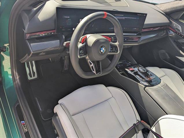 Used 2026 BMW M5 Touring AWD/4WD image 10