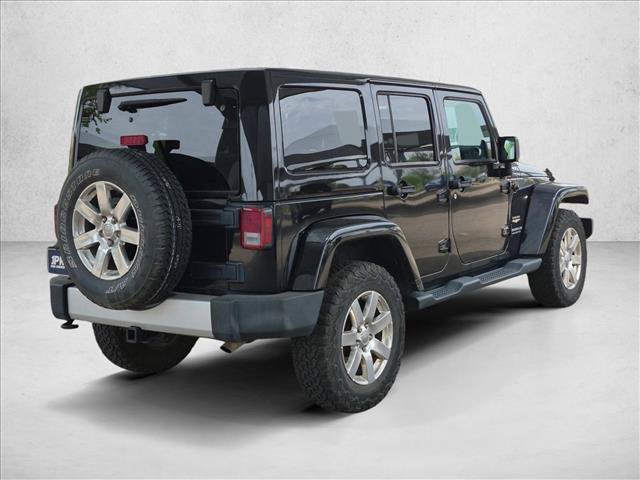 Used 2013 Jeep Wrangler Unlimited Sahara w/ Dual Top Group AWD/4WD image 5