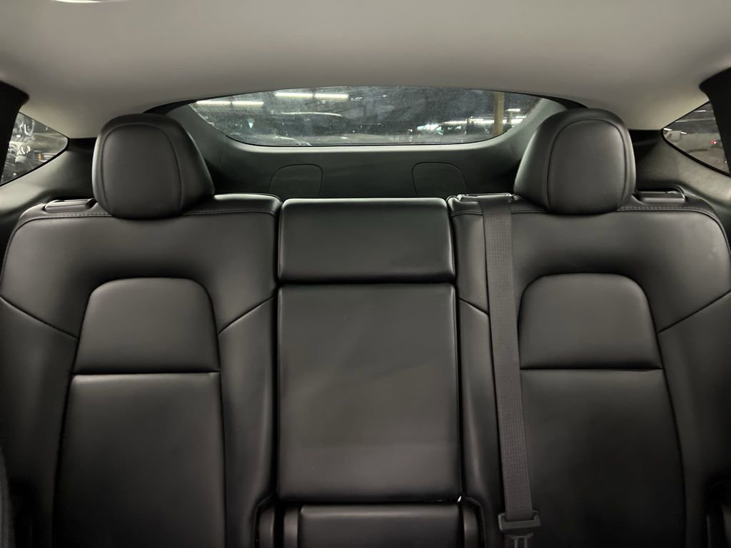 Used 2023 Tesla Model Y Long Range image 24