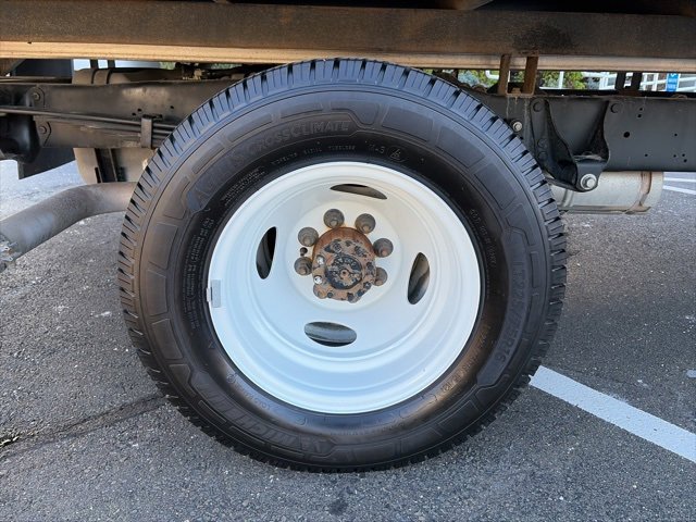 Used 2024 Ford E-450 and Econoline 450 Super Duty w/ Power Windows & Locks Group image 44