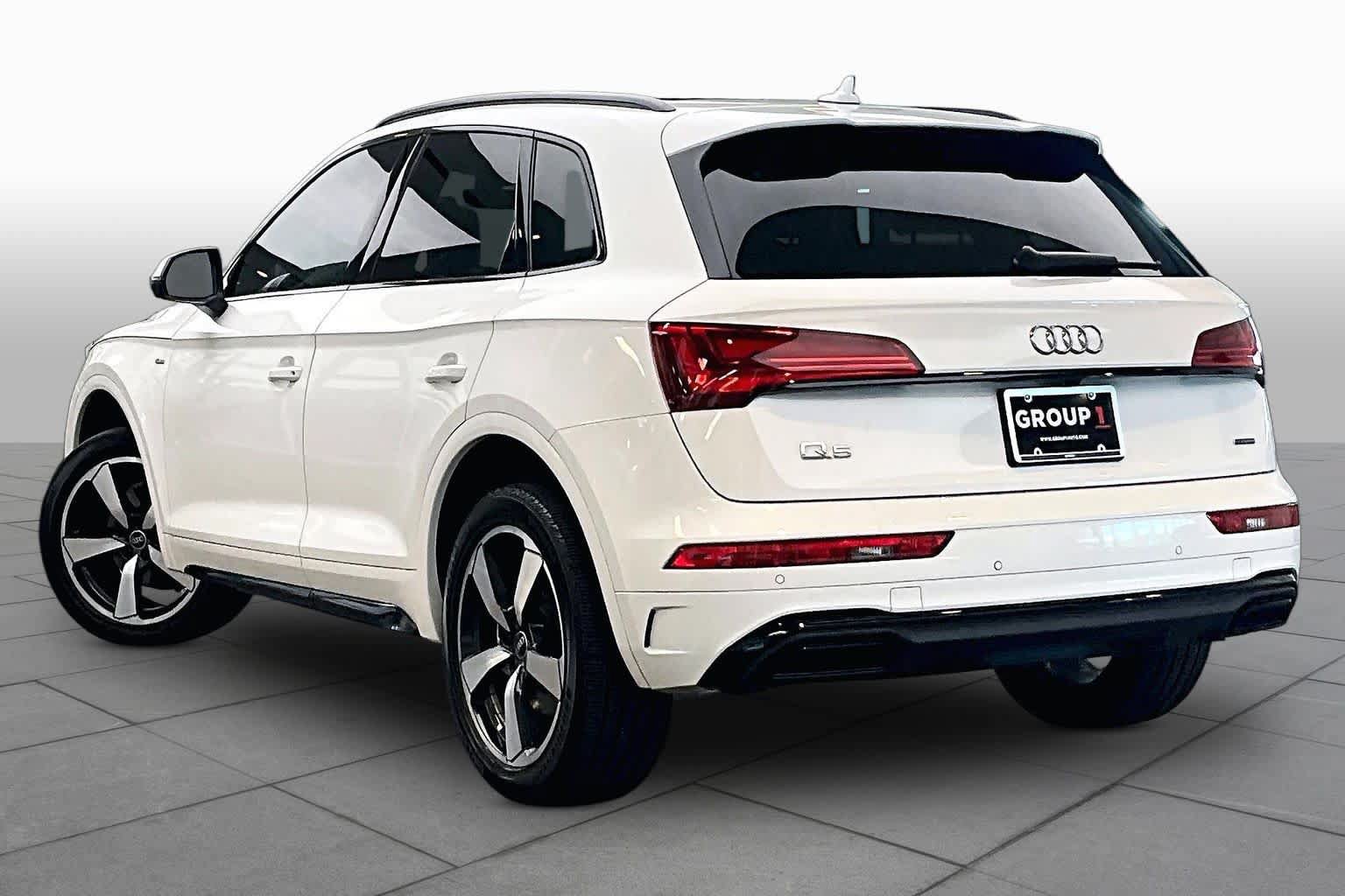 Used 2023 Audi Q5 2.0T Premium Plus w/ Premium Plus Package AWD/4WD image 12