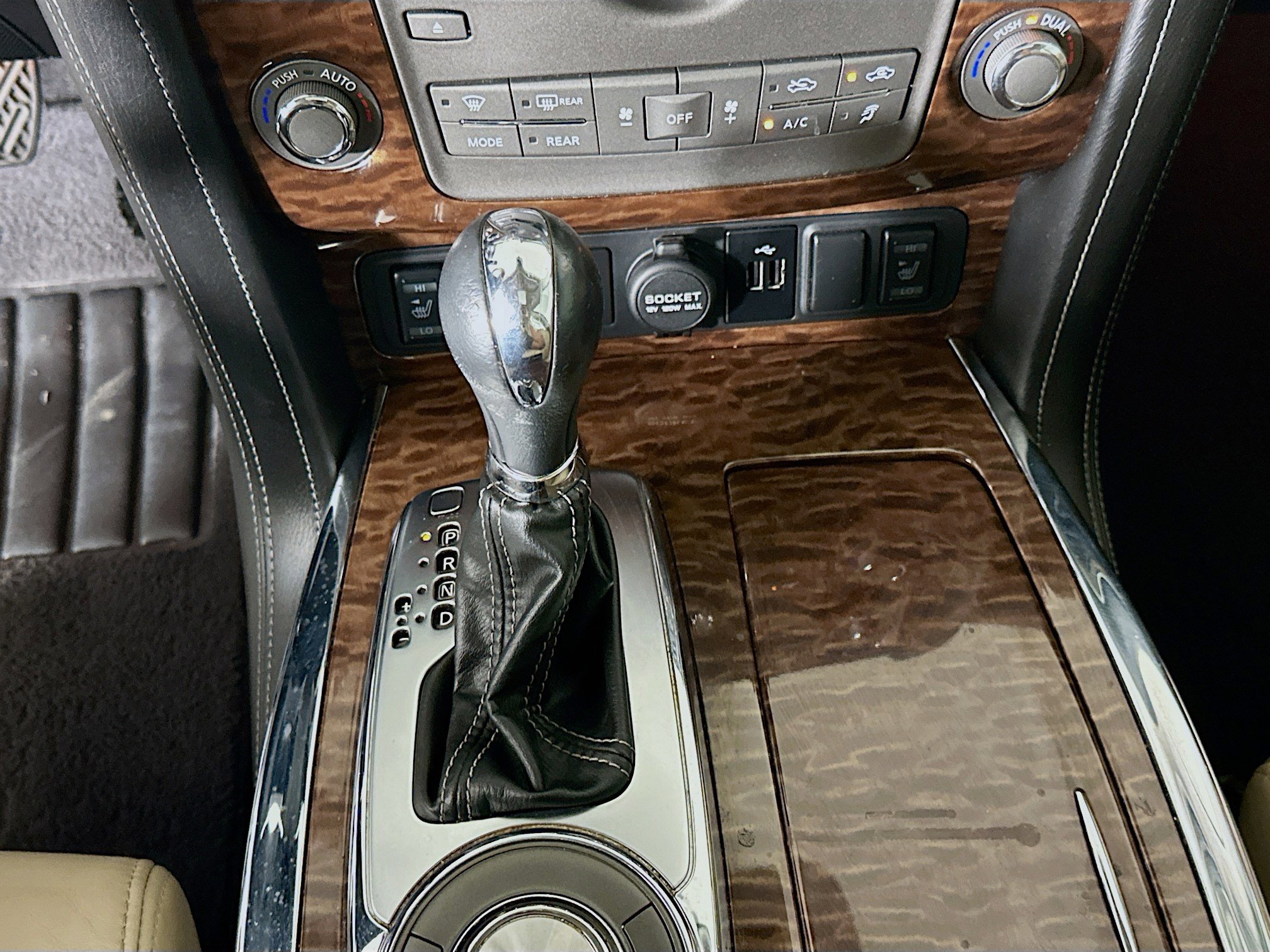 Used 2018 Nissan Armada SL w/ Premium Package image 24