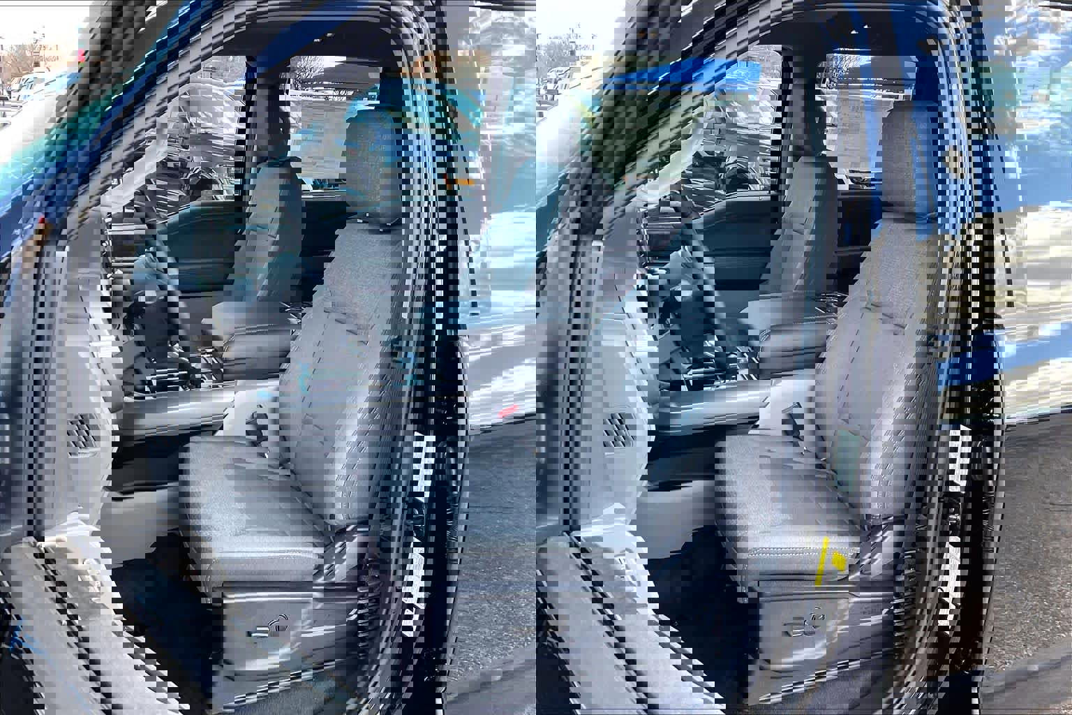 New 2025 Ford F150 Lightning XLT w/ Max Trailer Tow Package image 9