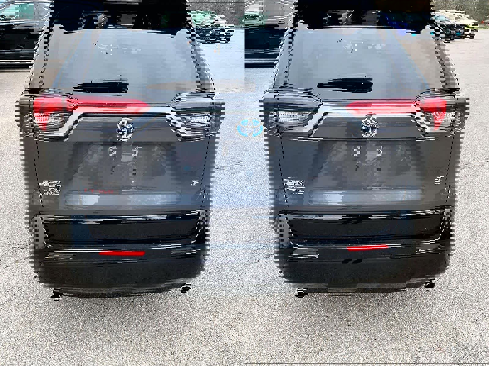 Used 2023 Toyota RAV4 SE w/ Weather & Moonroof Package AWD/4WD image 7