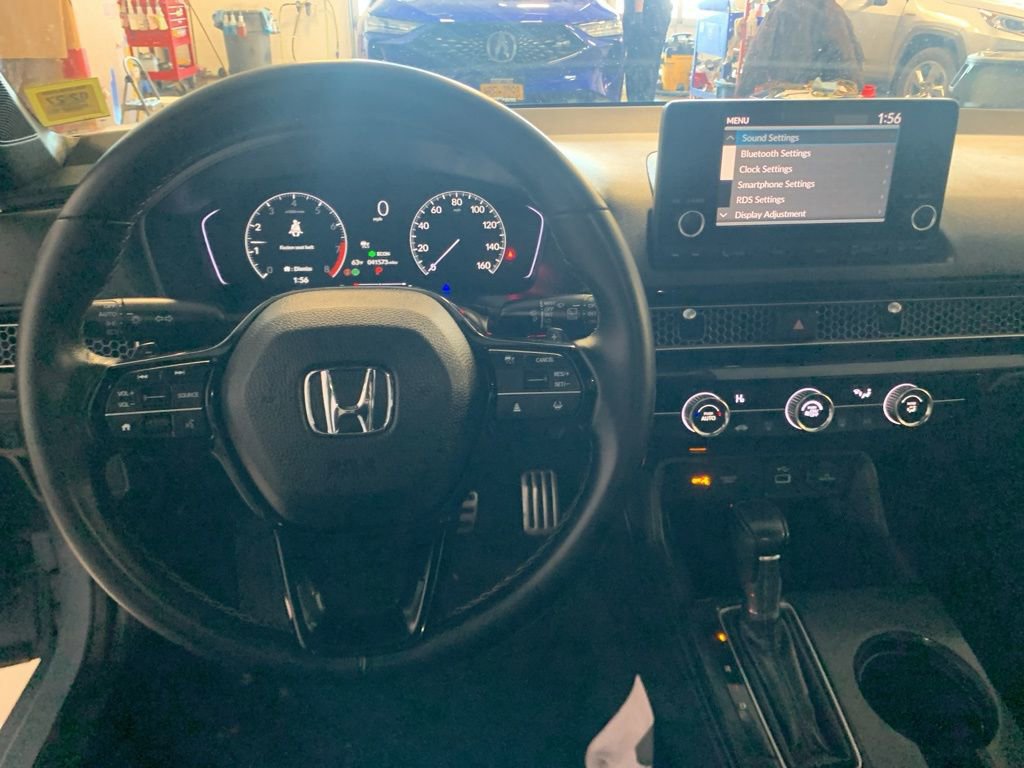 Used 2023 Honda Civic Sport image 15
