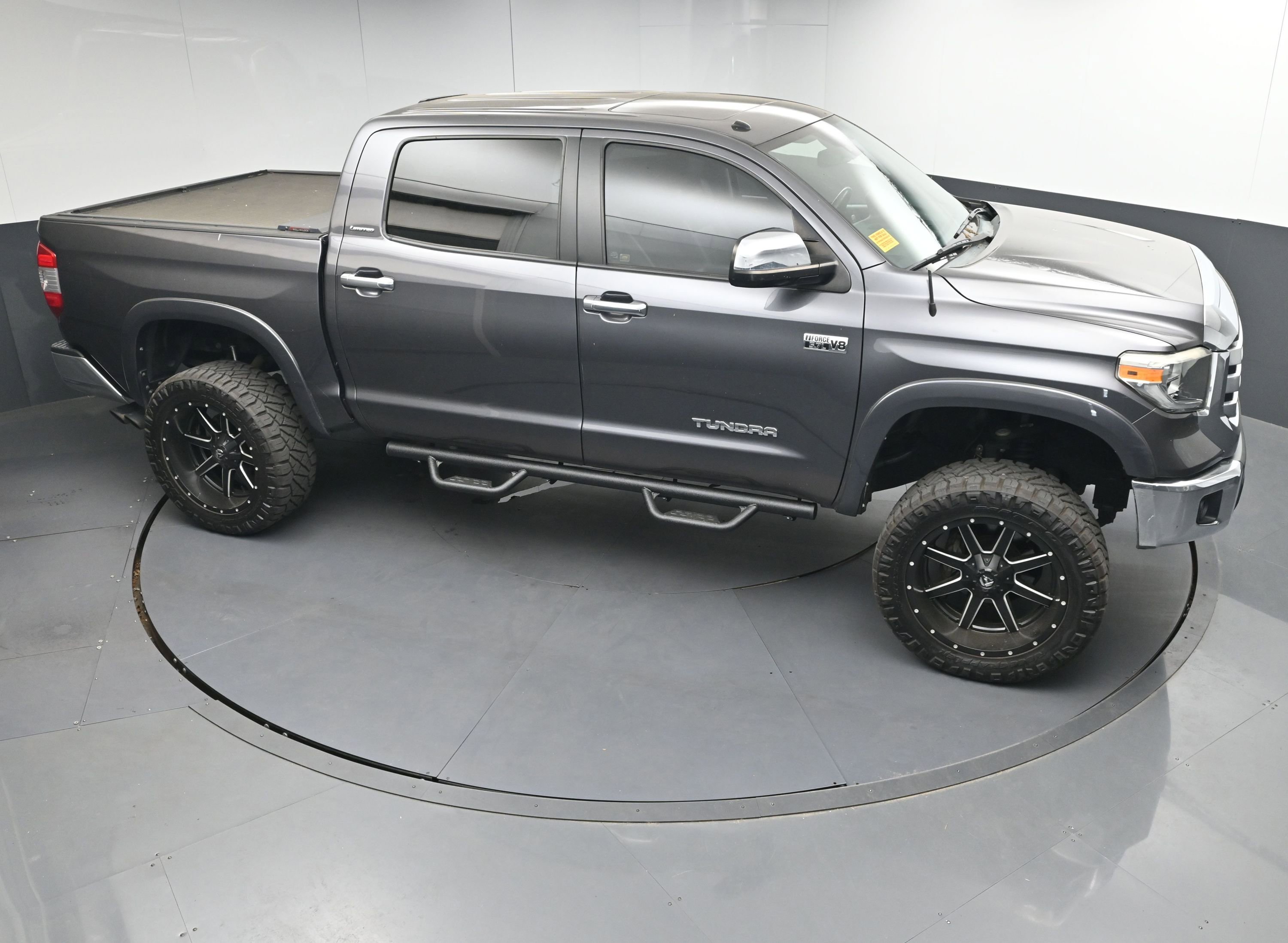 Used 2018 Toyota Tundra Limited AWD/4WD image 35