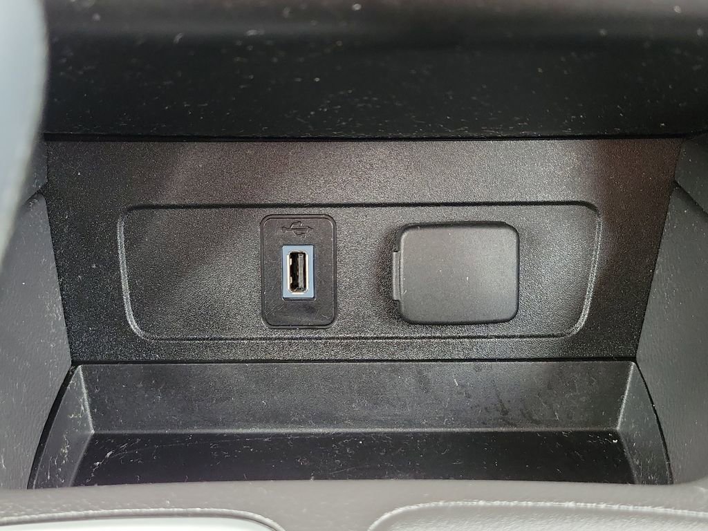 Used 2017 Ford Escape S image 32