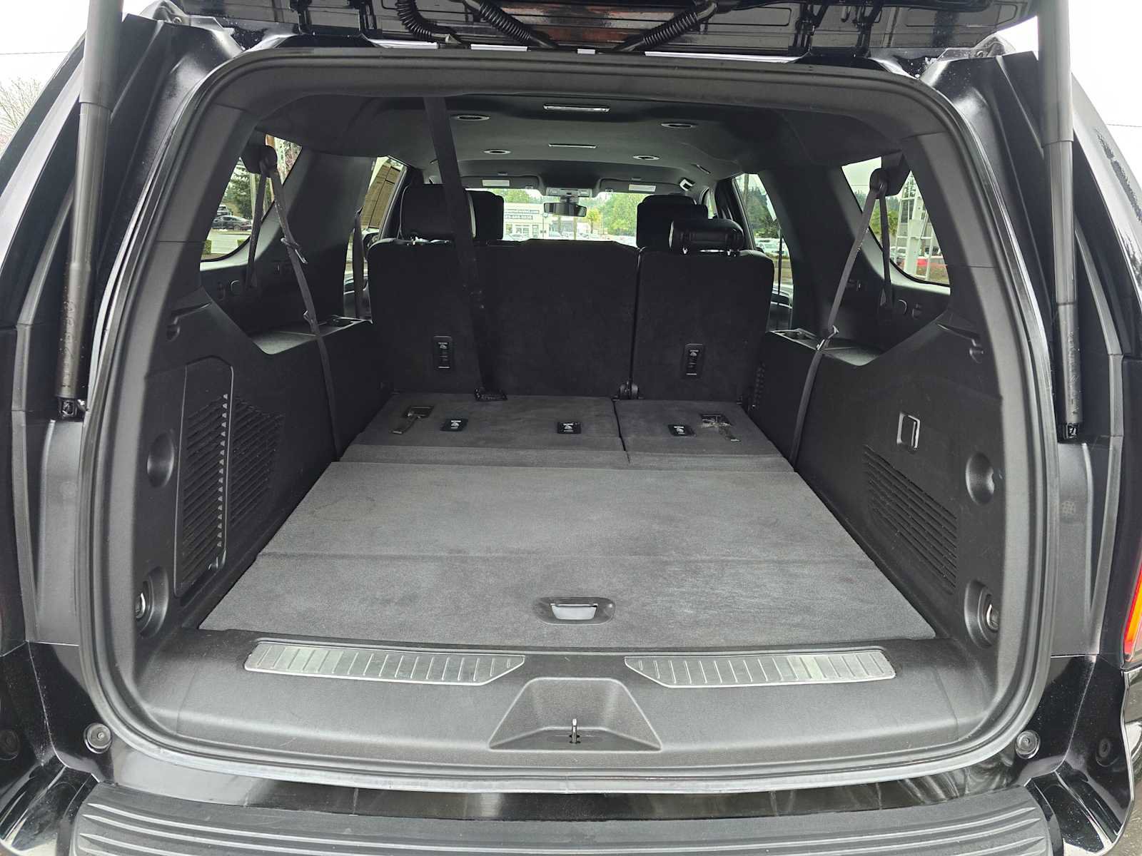 Used 2021 Chevrolet Suburban RST w/ Rear Media and Nav Package image 14