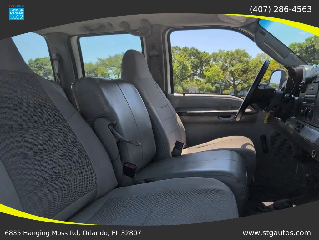 Used 2005 Ford F350 XL image 24