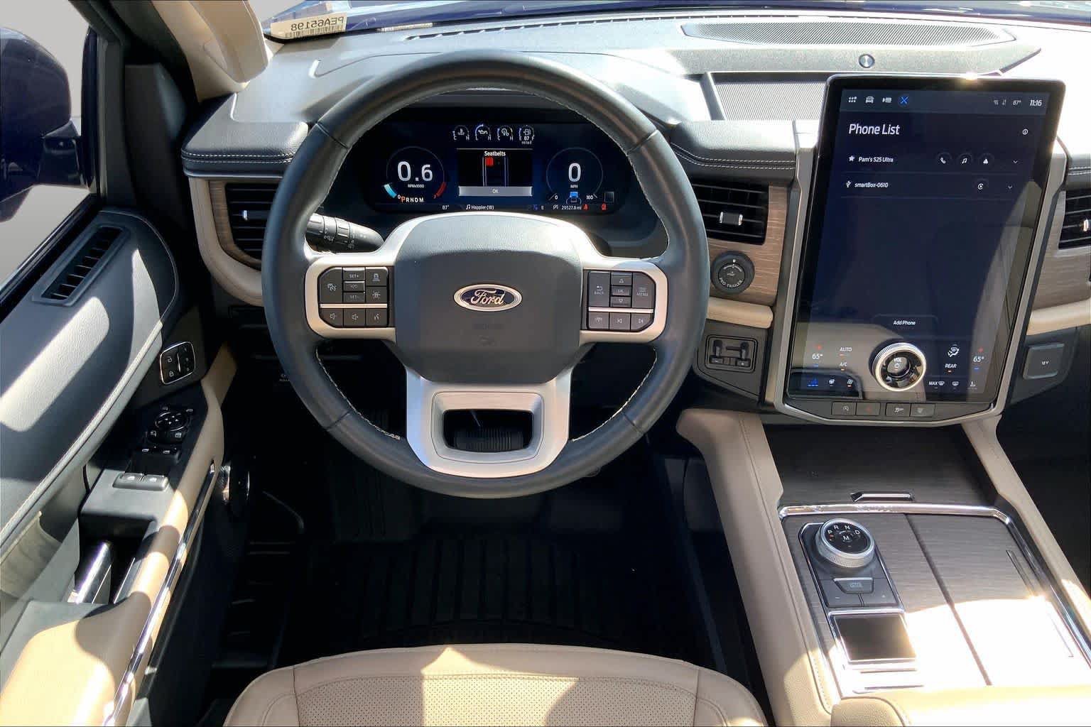 Used 2023 Ford Expedition Limited RWD image 6