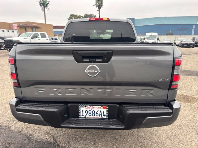 Used 2023 Nissan Frontier SV RWD image 5