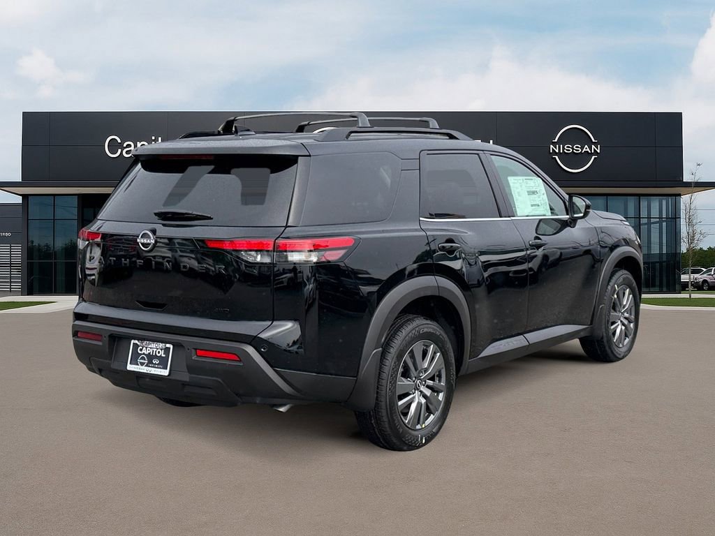 New 2025 Nissan Pathfinder SV image 5