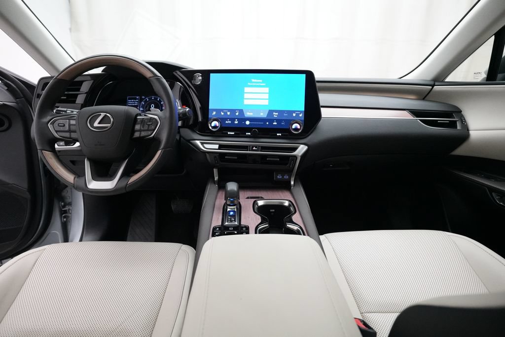 Used 2023 Lexus RX 350 Premium w/ Accessory Package AWD/4WD image 5