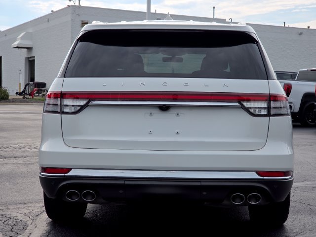 Used 2024 Lincoln Aviator Reserve w/ Equipment Group 201A AWD/4WD image 15