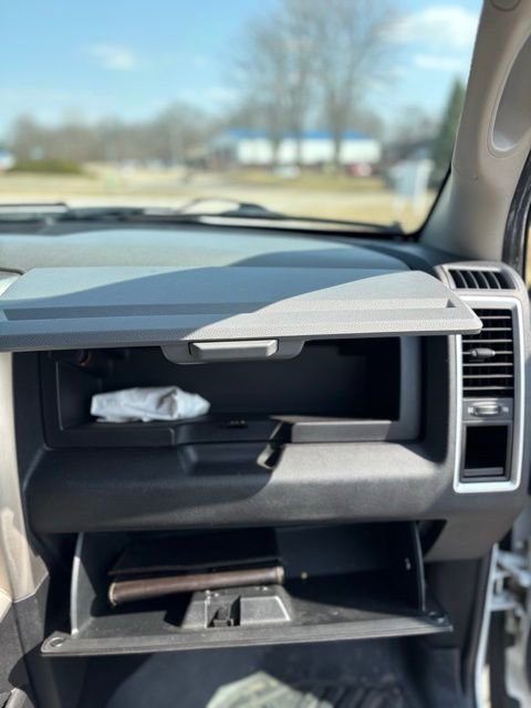 Used 2013 RAM 1500 Big Horn image 34