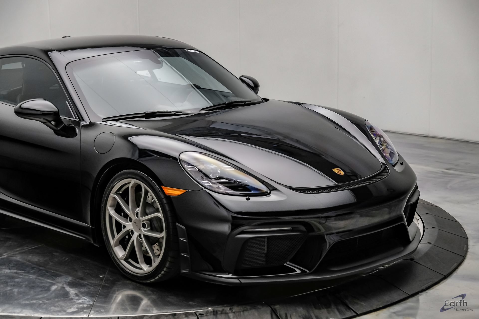Used 2023 Porsche 718 Cayman GT4 RWD image 32