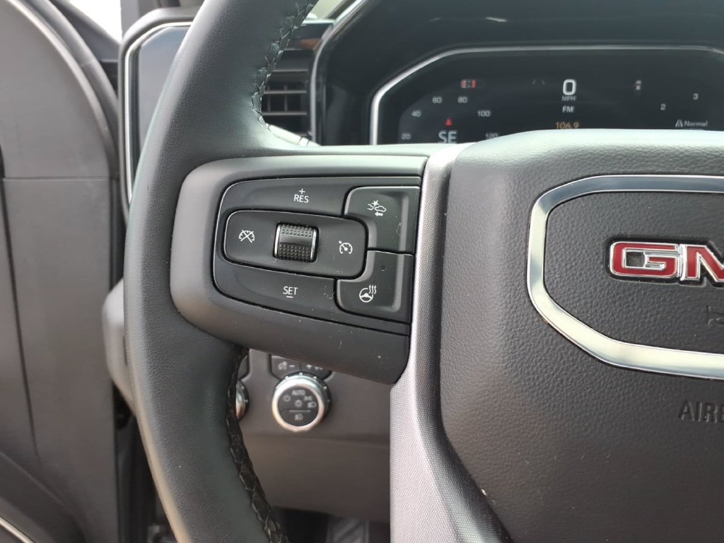 Used 2025 GMC Sierra 2500 SLT w/ SLT Convenience Package AWD/4WD image 26